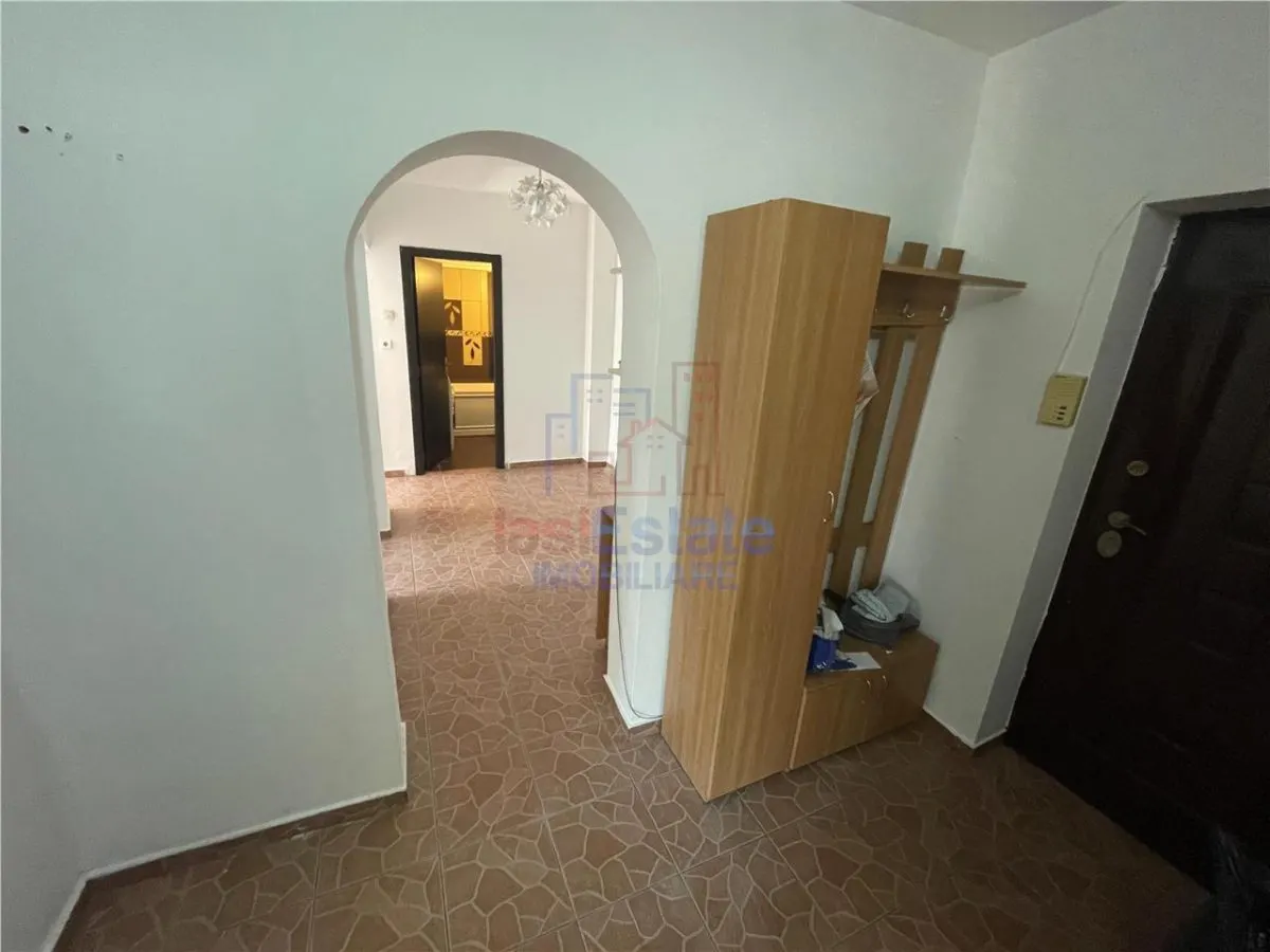 Apartament 3 camere, etaj 1, zonă liniștită – Nicolina - foto 5