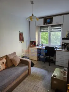 Apartament 3 camere, parter, mobilat și utilat – Podu Roș - foto 3