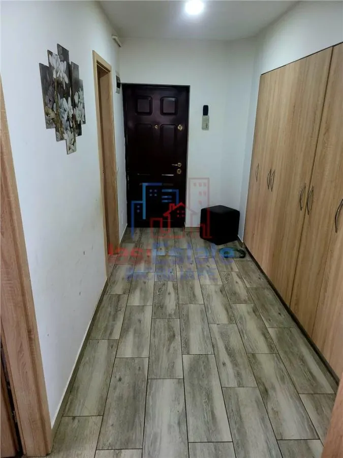 Apartament 4 camere Nicolina - Rond Vechi - foto 2