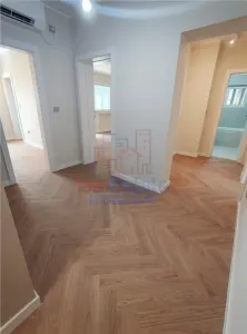 Ocazie - Copou - Parc - Apartament 4 camere cu garaj si boxa - foto 16