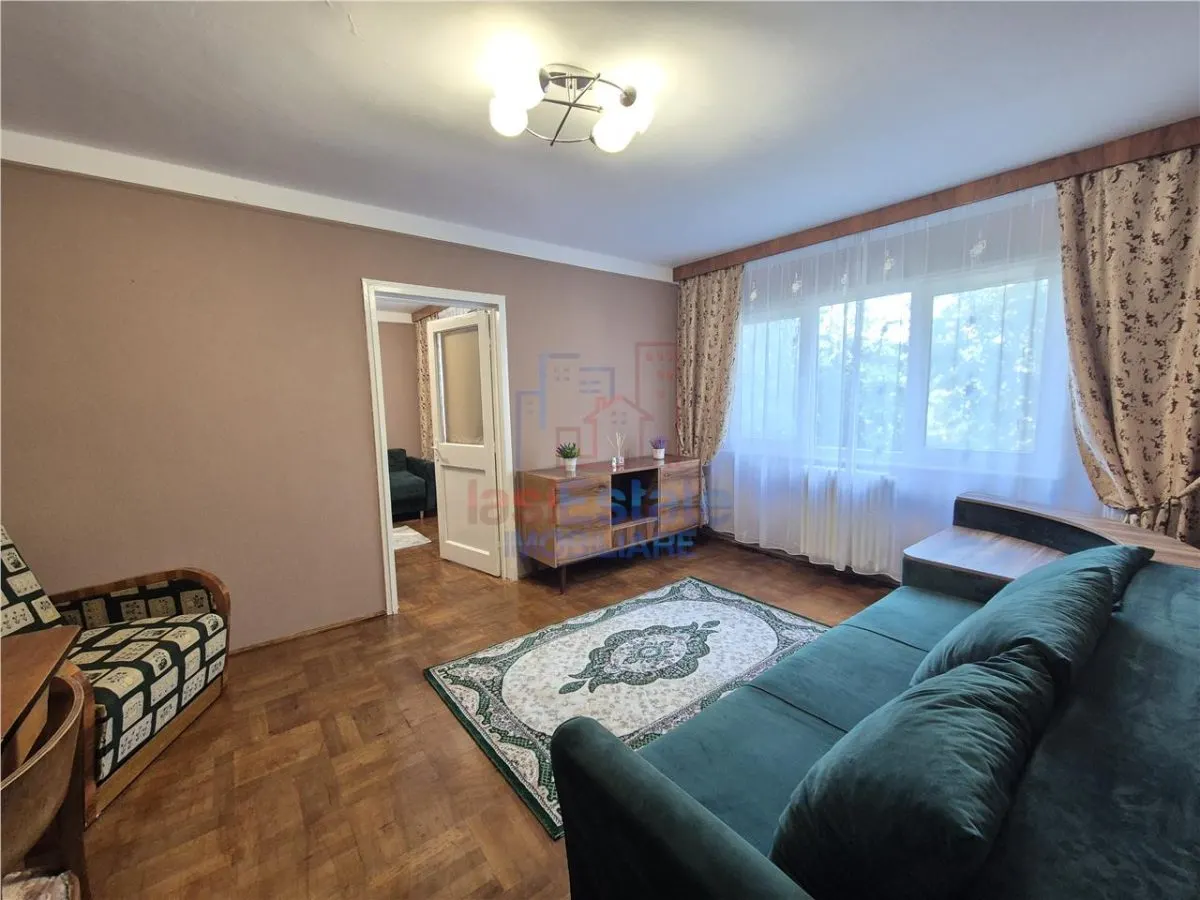 Apartament cu 2 camere Podu Ros - foto 1