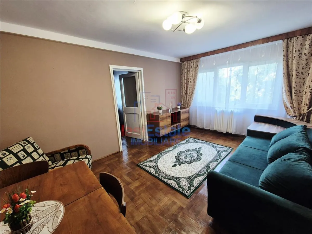 Apartament cu 2 camere Podu Ros - foto 4