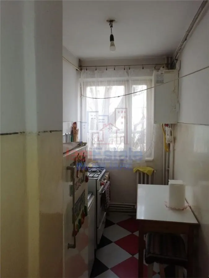 Apartament 3 camere cartier Alexandru cel Bun - foto 1