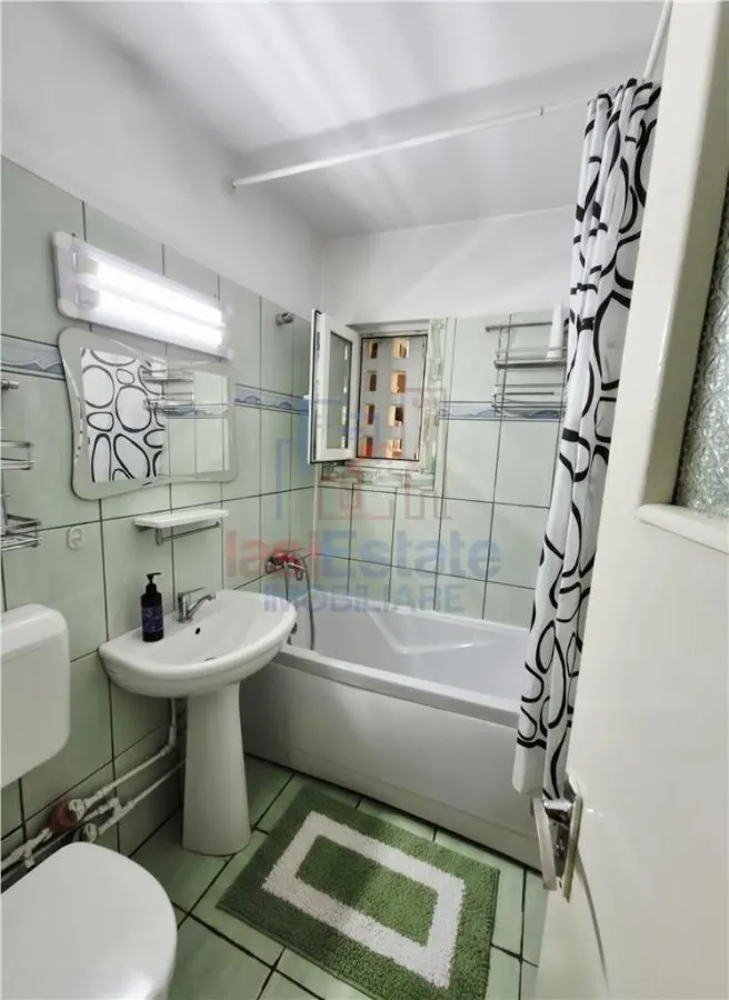 Apartament cu 3 camere in Podu Ros - foto 9