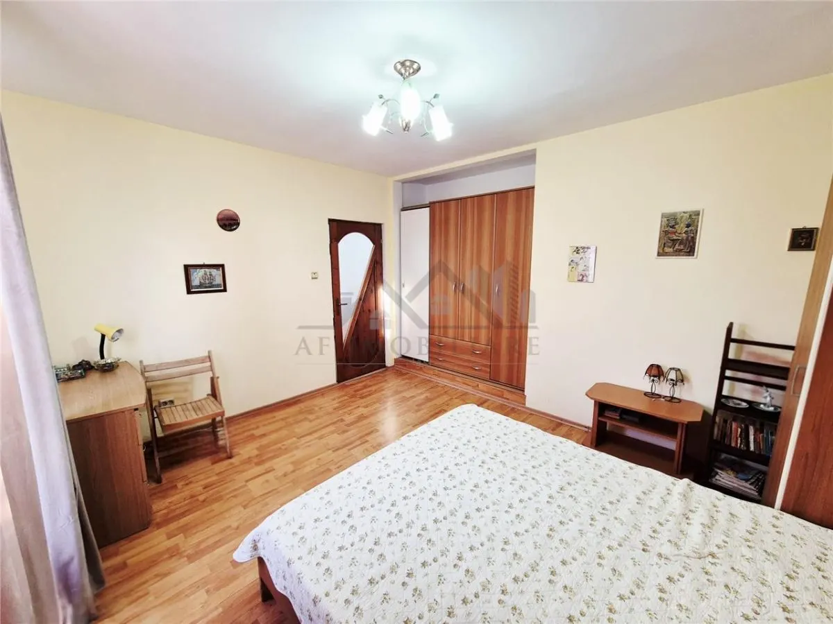 Casa de vanzare in Tatarasi - foto 7