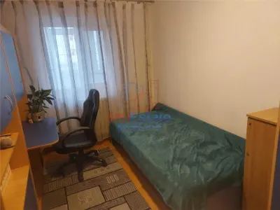 Apartament cu 3 camere, 69 mp, decomandat, etaj 2 – zona Păcurari - foto 2