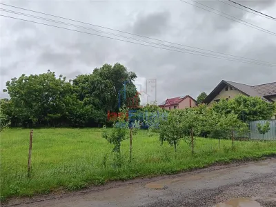 Valea Ursului TEREN 600mp toate utilitatile la 50m de sos Principala - foto 4