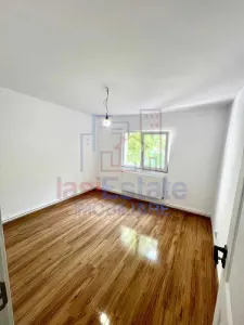 Apartament spațios cu 4 camere în Dacia - foto 2