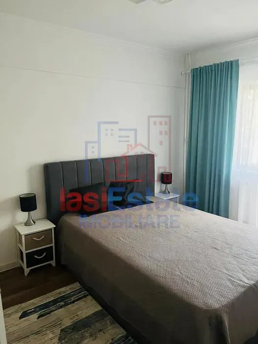 Apartament 3 Camere Podul de Fier - foto 2