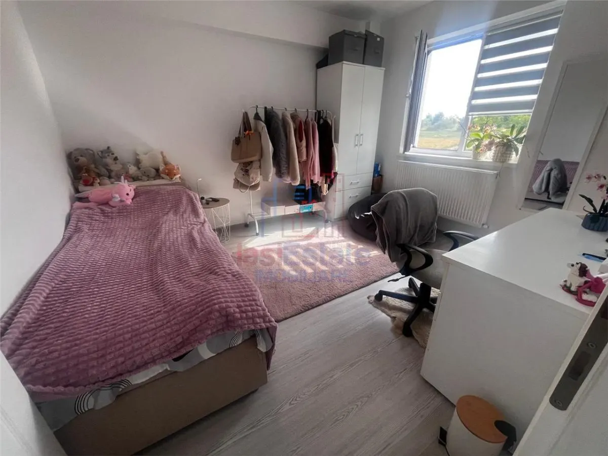 Apartament 2 camere Etaj 1 si parcare Capat Cug - Horpaz - foto 2