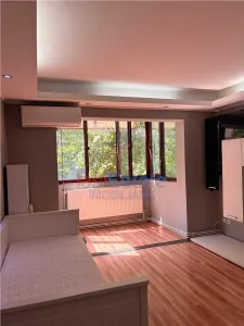 Apartament cu 2 camere, 44 mp, etaj 1, zona Dacia – complet mobilat și utilat - foto 3