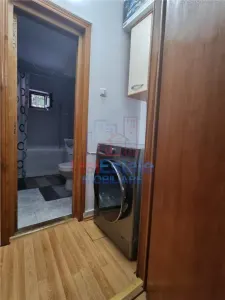 Apartament 4 camere, decomandat, 80 mp, 2 băi zona Nicolina - foto 4