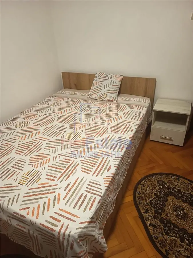 Apartament 3 camere zona Podu Ros - Kaufland - foto 1