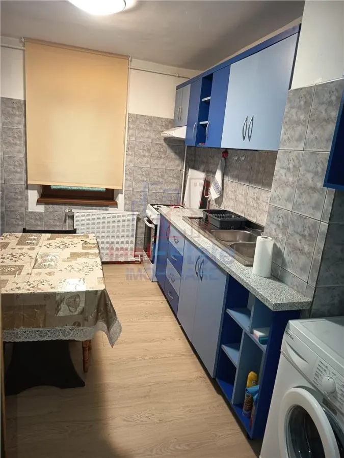Apartament 3 camere zona Podu Ros - Kaufland - foto 12
