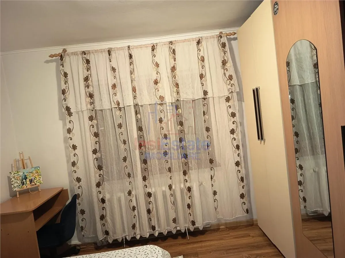 Apartament 3 camere zona Podu Ros - Kaufland - foto 5