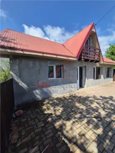 Casa noua, intr-un cadru natural deosebit la 50km de Iasi - foto 4