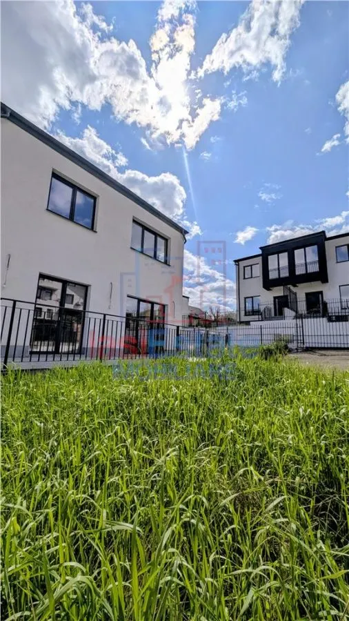 Vila moderna Bucium la pret de apartament - foto 2