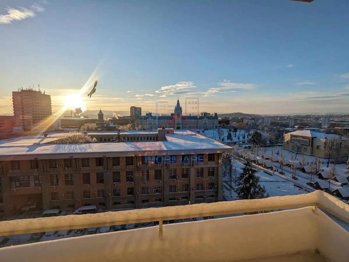 ultracentral vedere Palas, centru 3 camere de inchiriat - foto 4