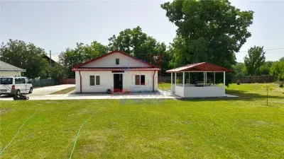 Casa in Bivolari | 2500 mp teren | la 50 km de Iasi - Bivolari