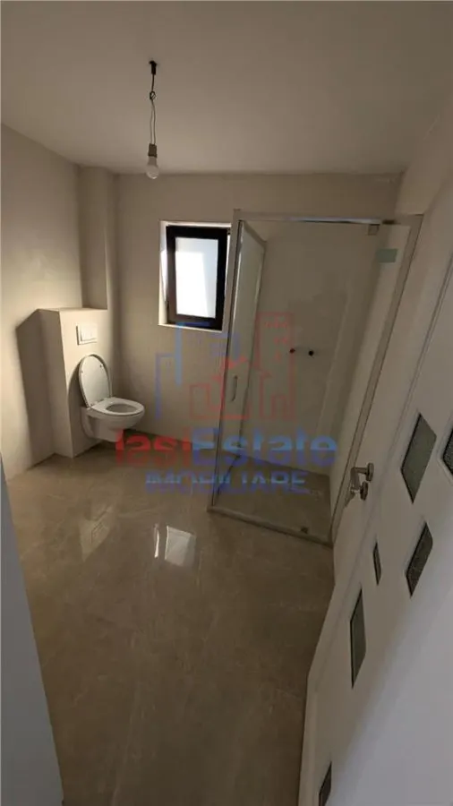 Vila 5 camere Valea Lupului teren 500 mp - foto 4