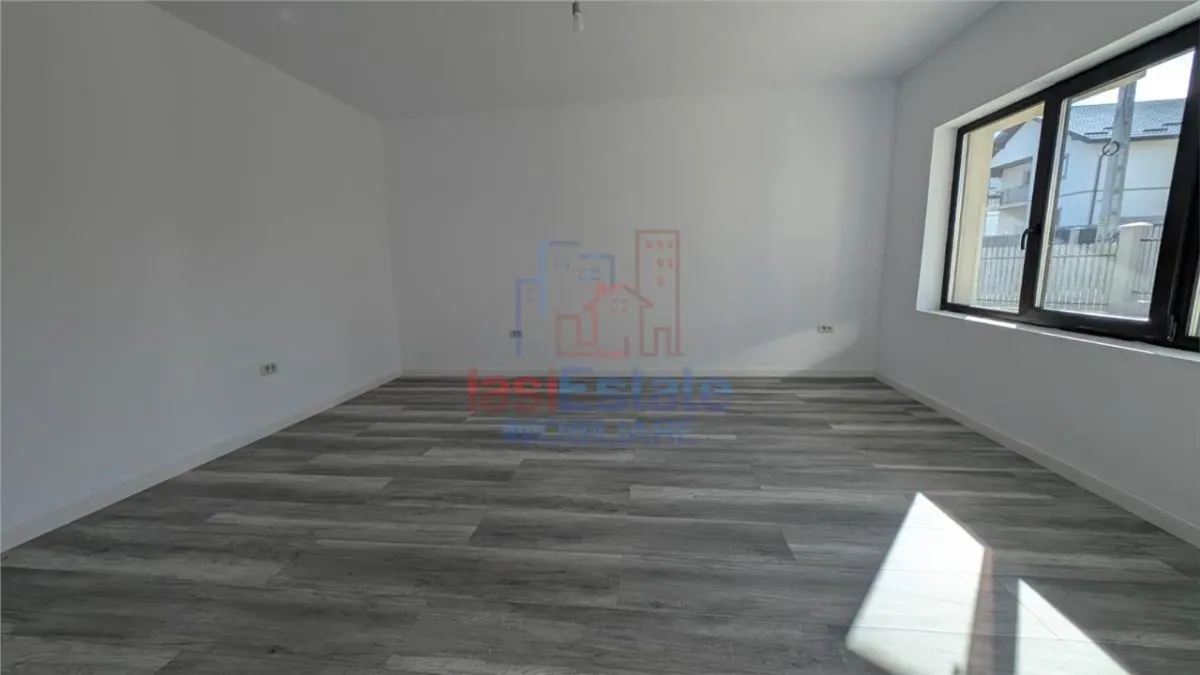 Vila 5 camere Valea Lupului teren 500 mp - foto 10