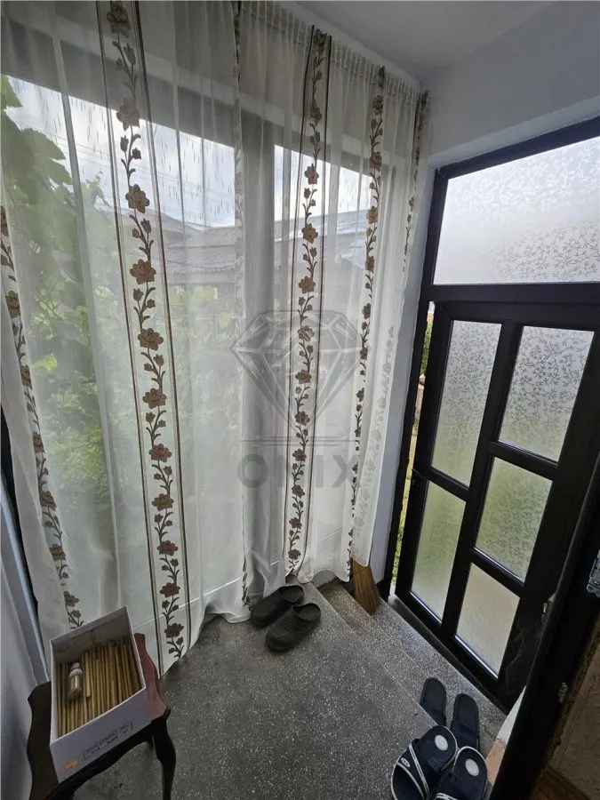 Maison Spacieuse 6 Chambres à Vendre, Maneciu-Ungureni, Prahova – Terrain 551 m² - foto 4