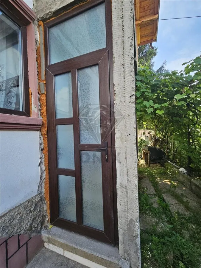Maison Spacieuse 6 Chambres à Vendre, Maneciu-Ungureni, Prahova – Terrain 551 m² - foto 5