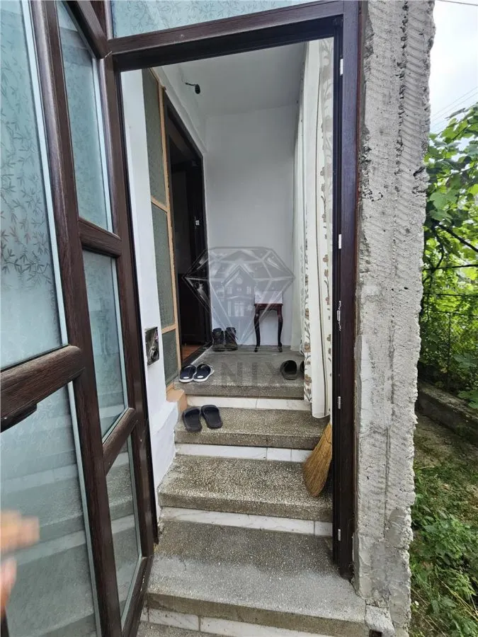 Maison Spacieuse 6 Chambres à Vendre, Maneciu-Ungureni, Prahova – Terrain 551 m² - foto 6