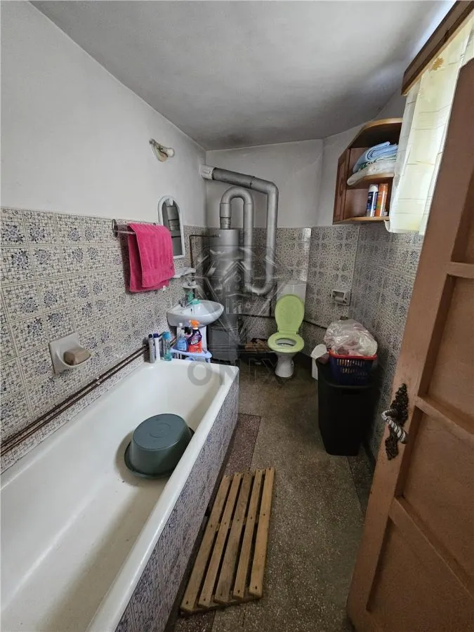 Maison Spacieuse 6 Chambres à Vendre, Maneciu-Ungureni, Prahova – Terrain 551 m² - foto 10