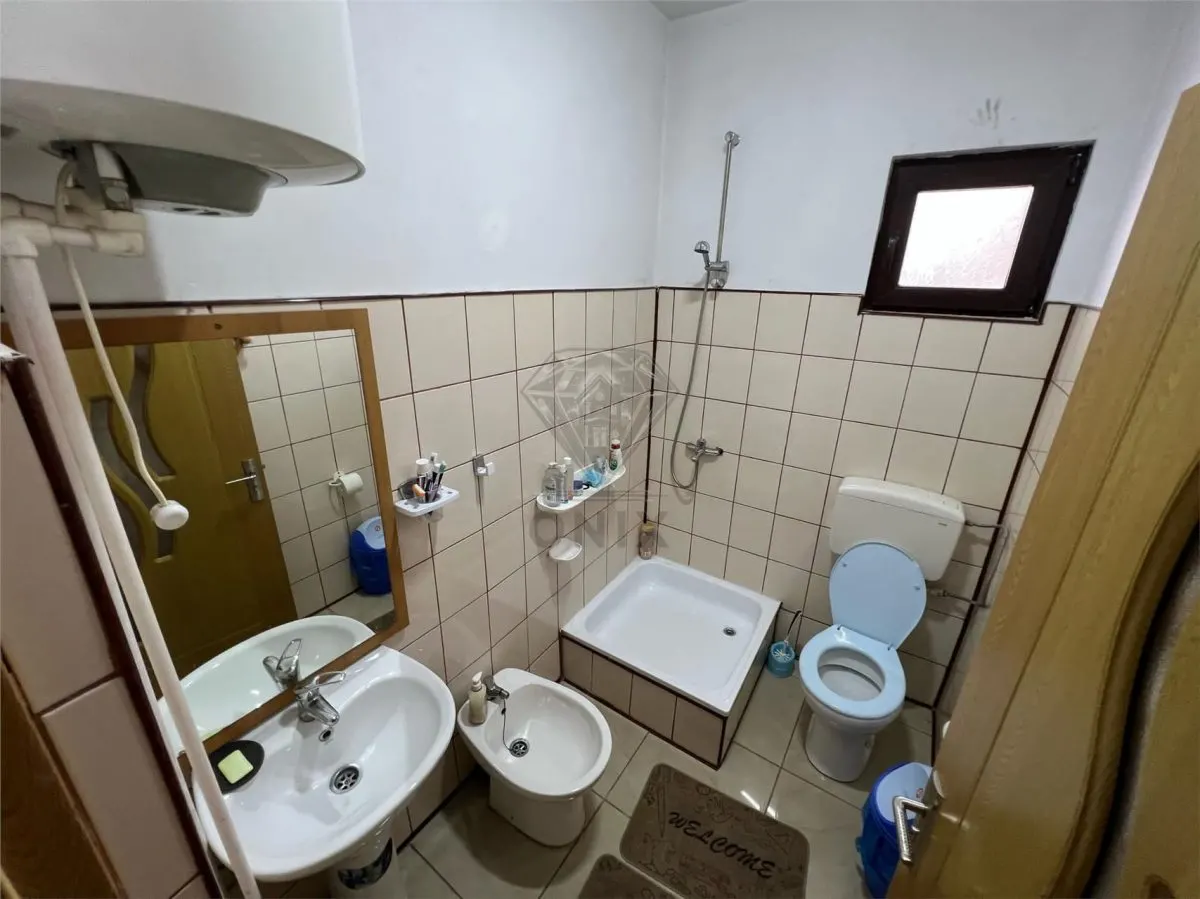 Casa 5 camere Sinaia, P+1, teren 400 mp, 2 fronturi stradale, ideal pensiune - foto 18