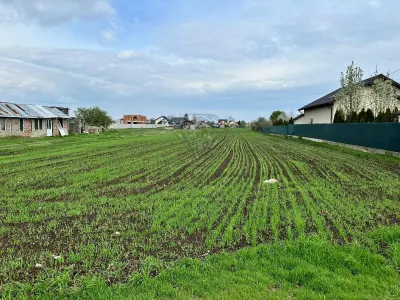 TEREN INTRAVILAN STREJNICU - foto 2