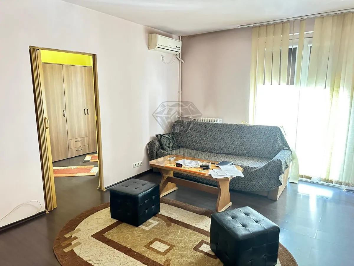 APARTAMENT IN CENTRUL CIVIC PLOIESTI - foto 1