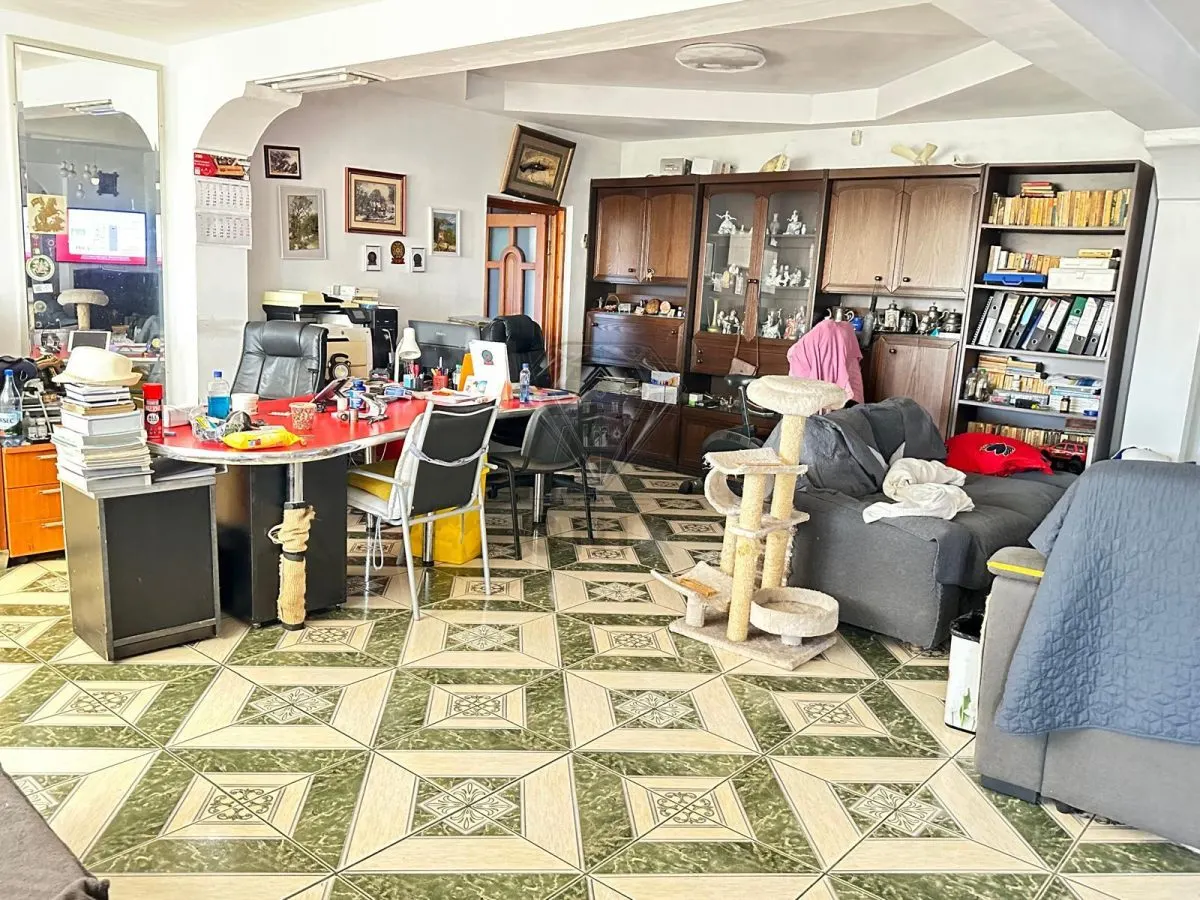 Casa si teren 3567 mp cu piscina, livada si helesteu – Corlatesti - foto 15