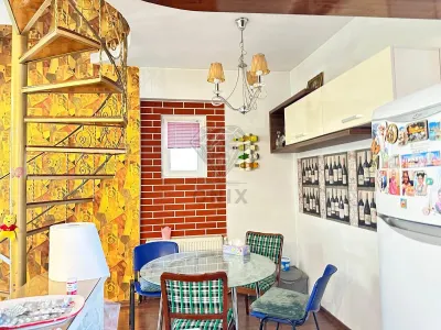 Apartament tip penthouse zona Jetoil Ploiesti - foto 4
