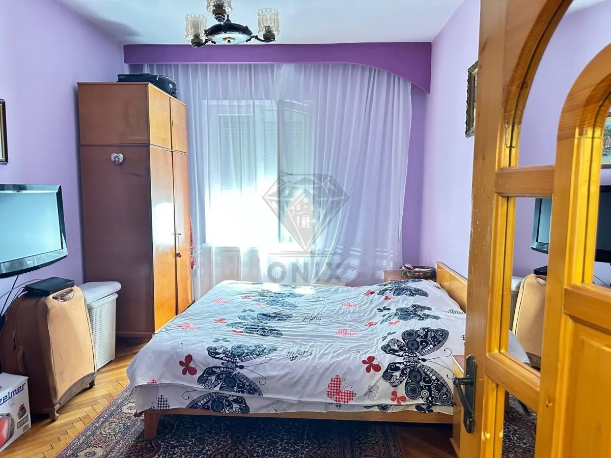 Apartament tip penthouse zona Jetoil Ploiesti - foto 7