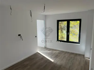 Pensiune noua de vanzare in Slanic Prahova – 400 mp utili, zona centrala, ideala pentru investitie - foto 16