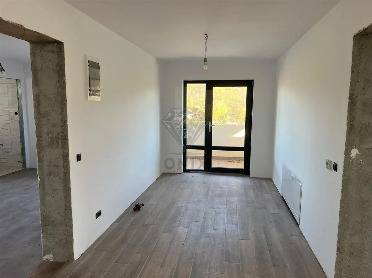Pensiune noua de vanzare in Slanic Prahova – 400 mp utili, zona centrala, ideala pentru investitie - foto 20