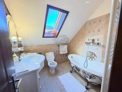 Vila Lux Valea Doftanei | 8 Camere | Structura Antiseismica - foto 13