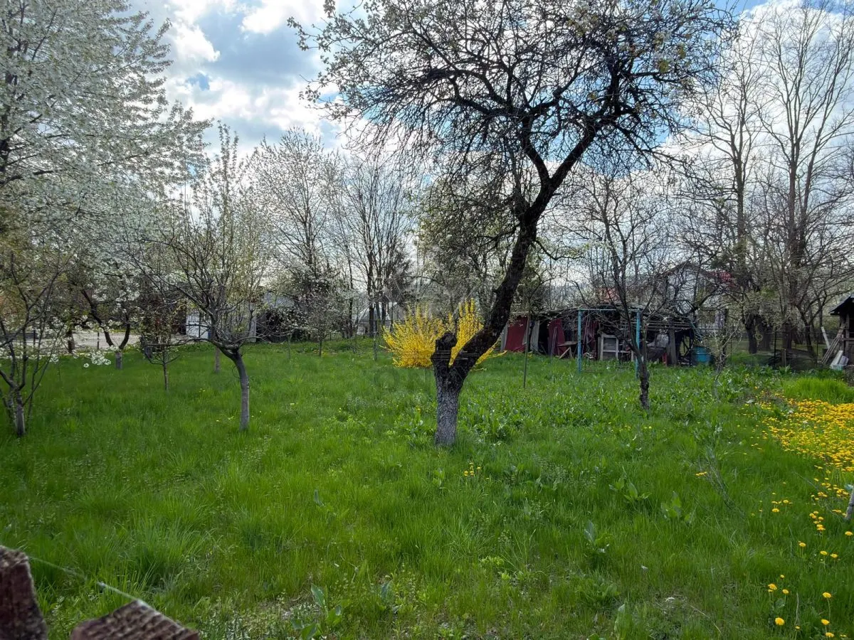 Teren intravilan construibil,Cornu Prahova -50 euro/mp - foto 1