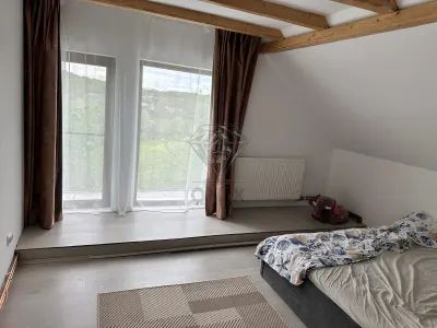 Casa P+M renovata 2025, 111 mp, 3.029 mp teren, Drajna de Sus - foto 12