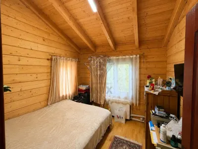 Casa din lemn masiv | 3 camere | Teren 5.000mp -Berceni Prahova - foto 4