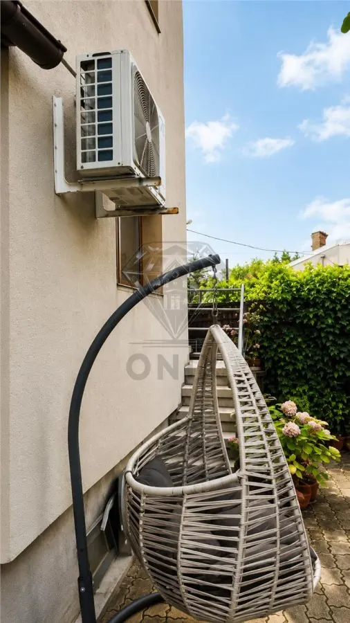 Apartament 3 camere cu curte proprie de vanzare in Ploiesti, Zona Zero - Parter duplex - foto 7