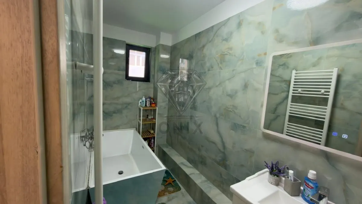Apartament Spatios 5 Camere | 3 Dormitoare | Dressing | Terasa | Teren | Parcare | Bloc Nou Ploiesti - foto 3