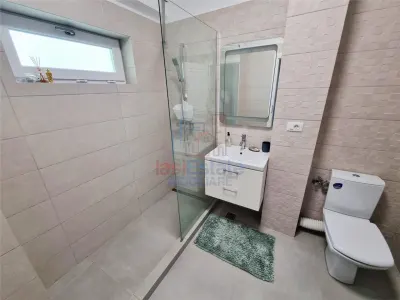 Apartament de inchiriat cu doua camere si parcare - foto 6