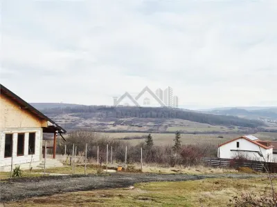 Teren pentru casa cu vedere frumoasa - foto 3