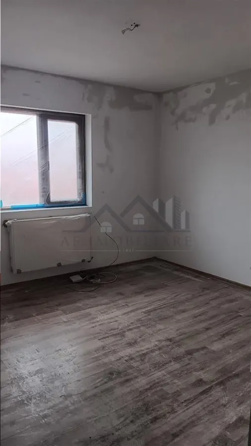 Visani CASA PARTER acces usor spre oras - foto 8