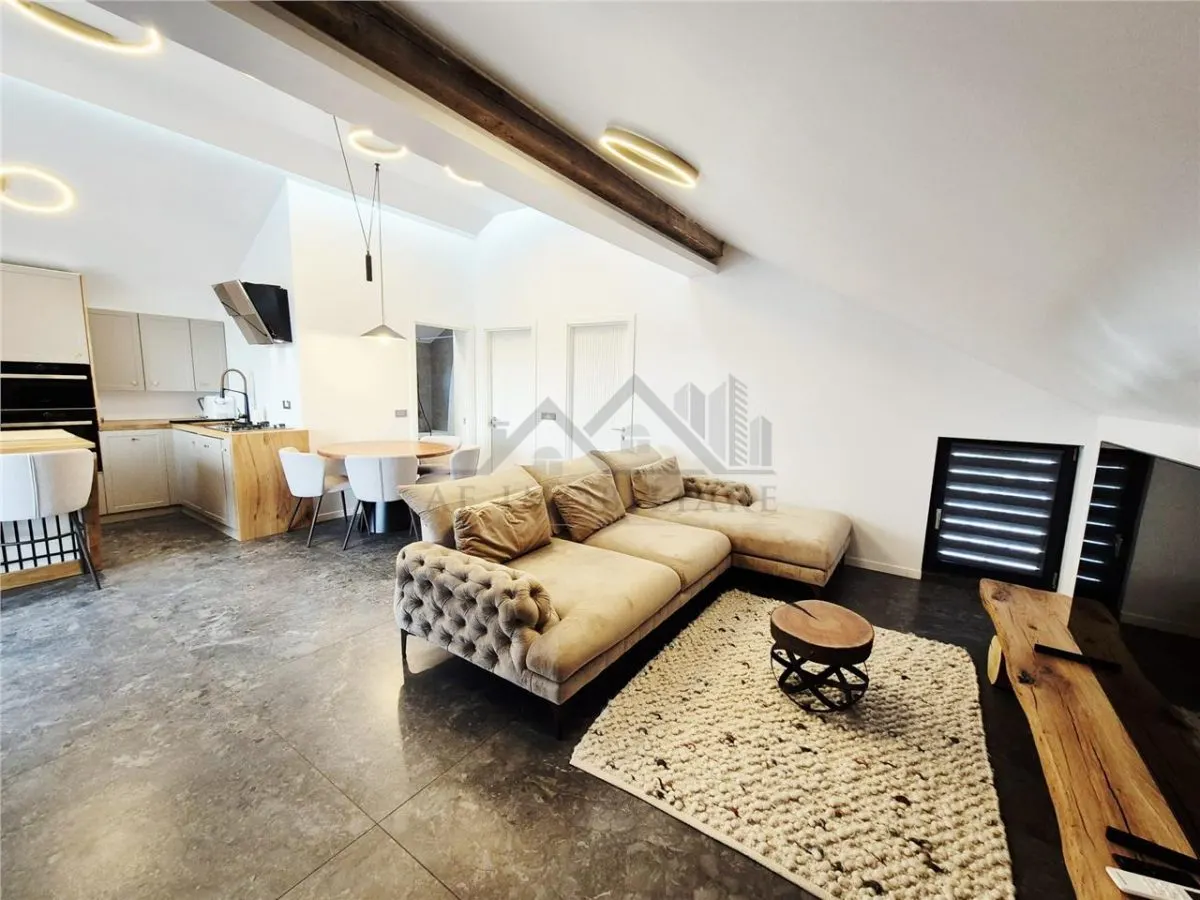 Apartament cu 3 camere, lux cu view frumos - foto 2
