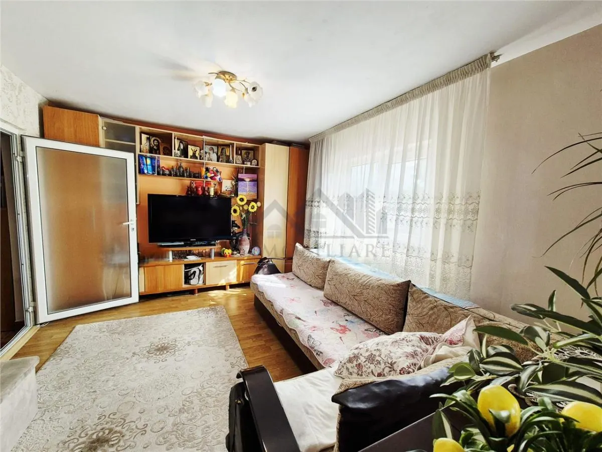 Casa de vanzare in Goruni-Tomesti - foto 1