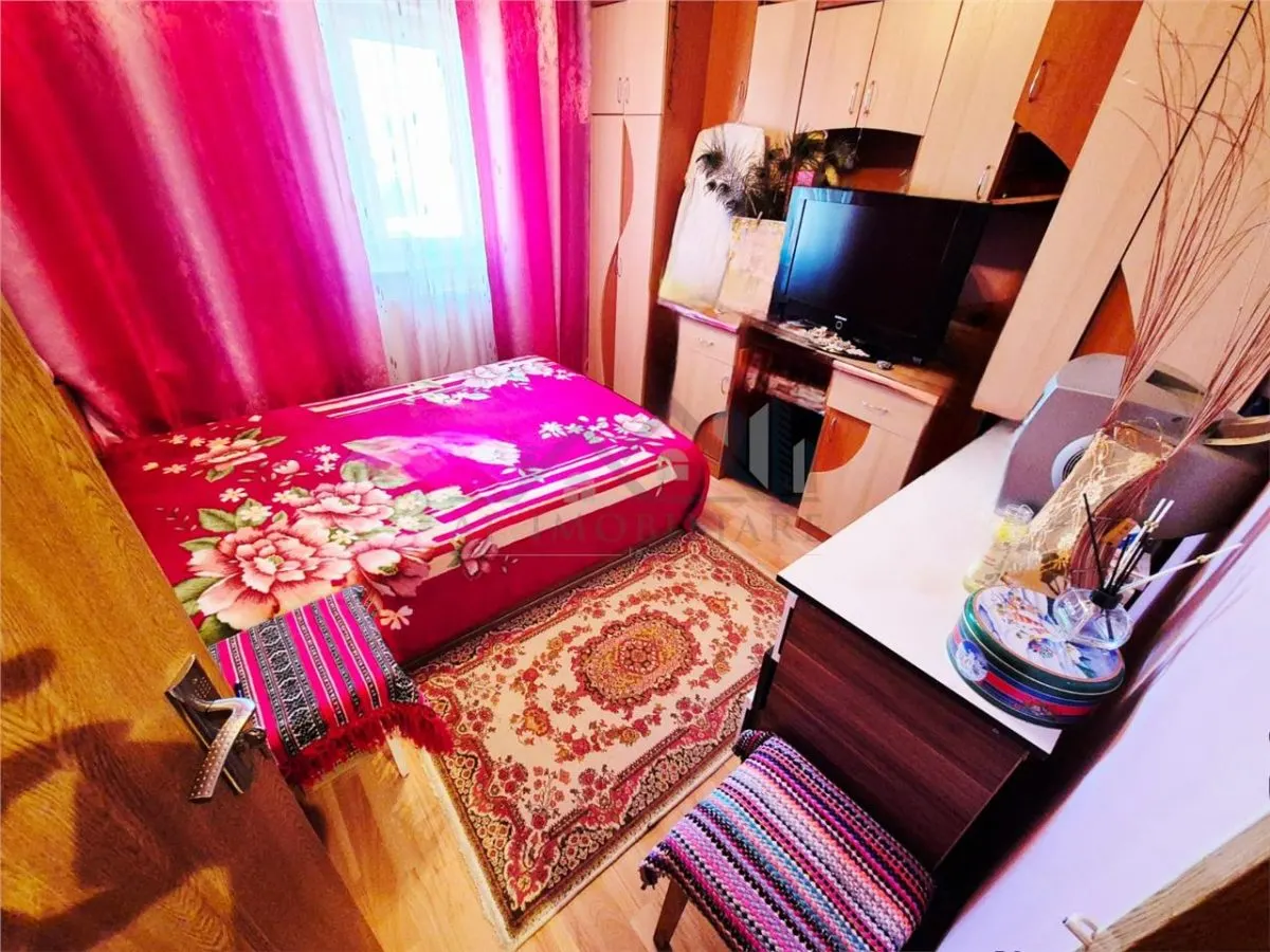 Apartament cu 2 camere de vanzare - foto 4