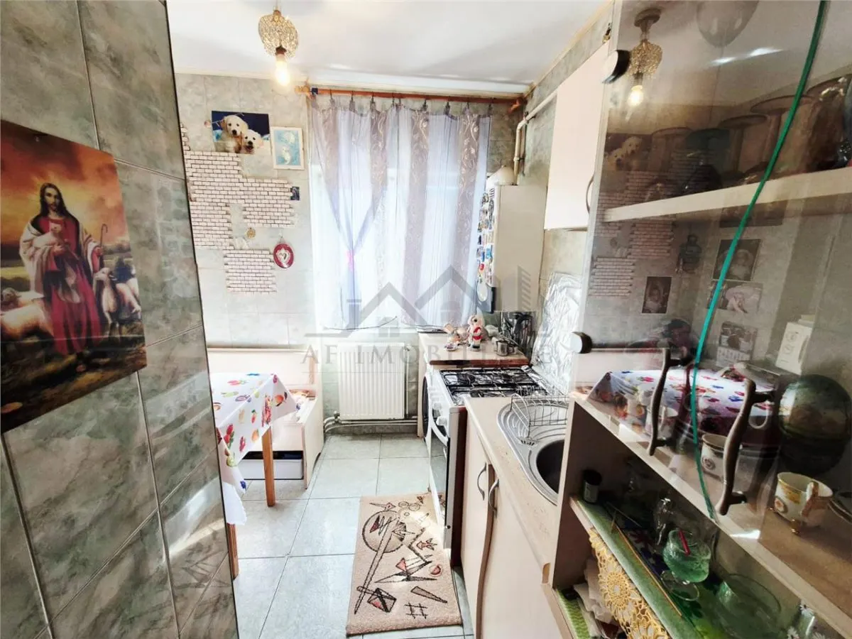 Apartament cu 2 camere de vanzare - foto 5